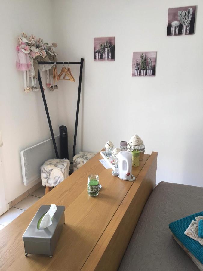 Le Claouraous Calme Bed & Breakfast Canet  Екстериор снимка